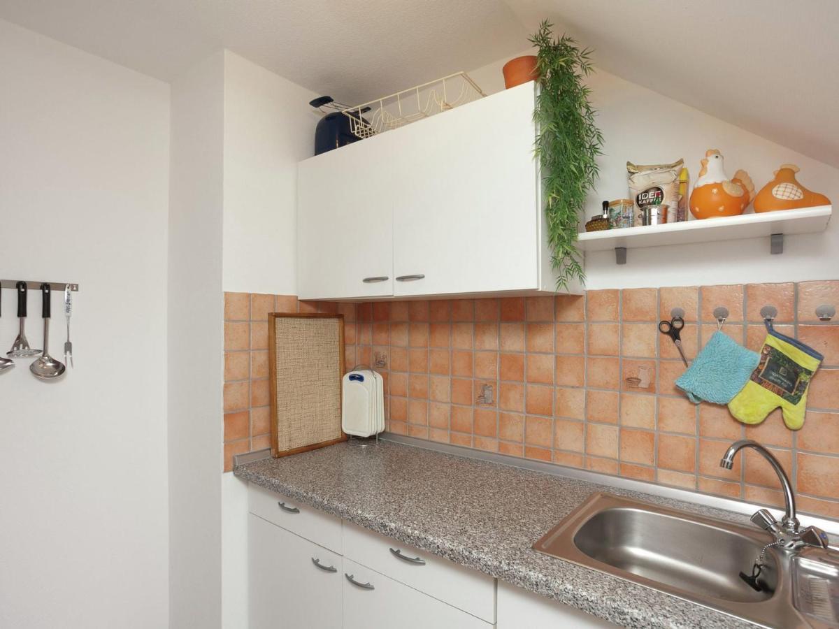 Flat In Polle Near The Forest Extérieur photo