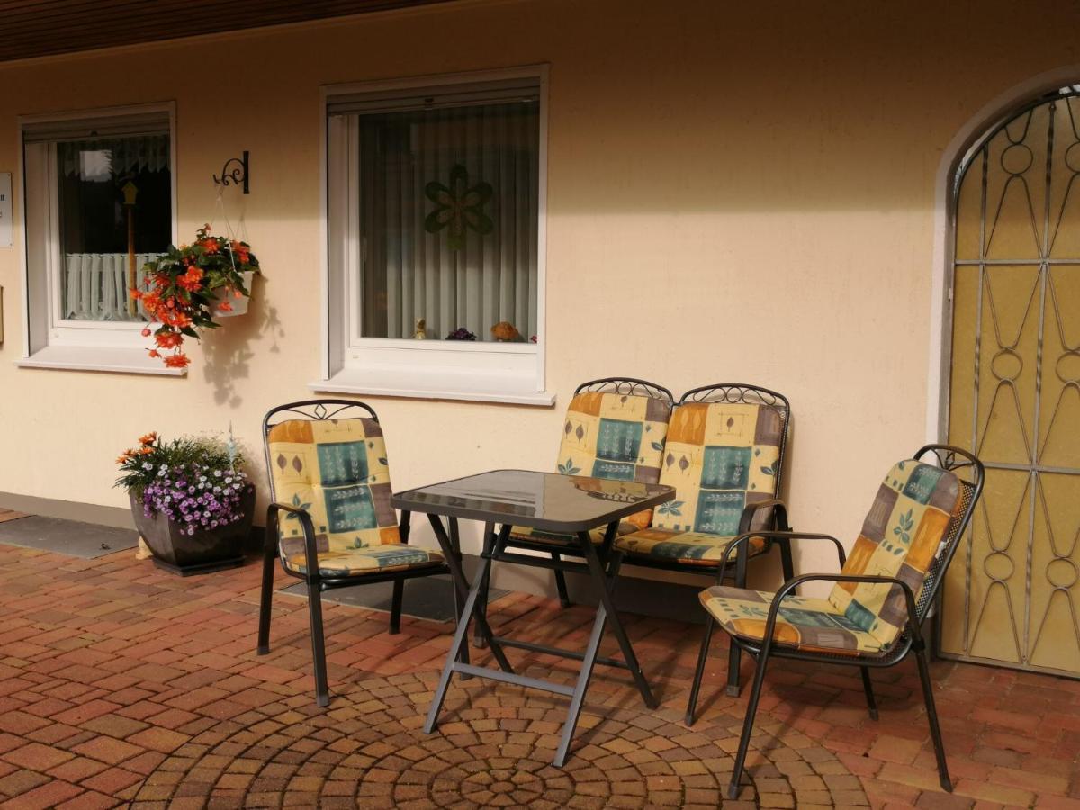Flat In Polle Near The Forest Extérieur photo