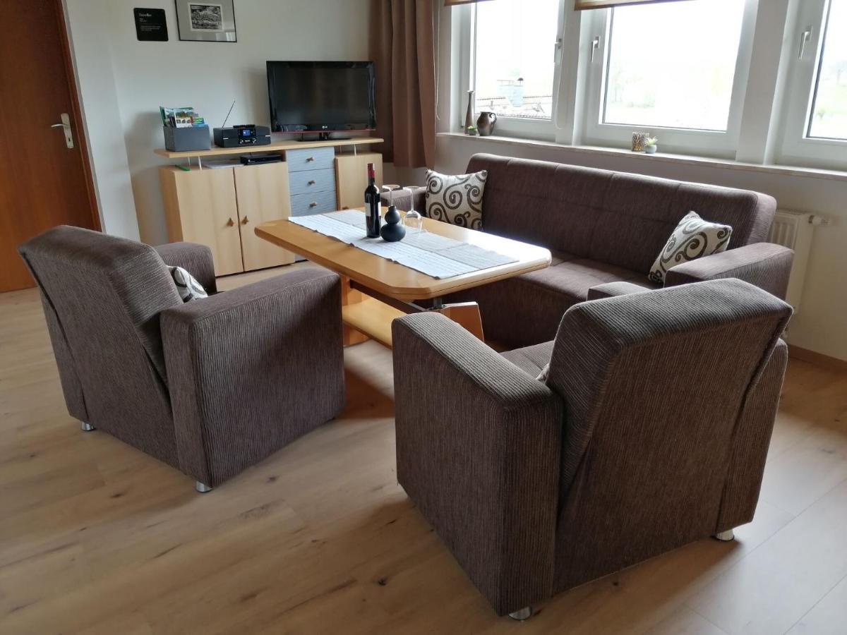 Flat In Polle Near The Forest Extérieur photo